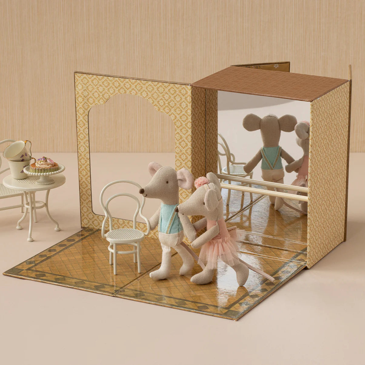 Maileg Mouse Dance Studio