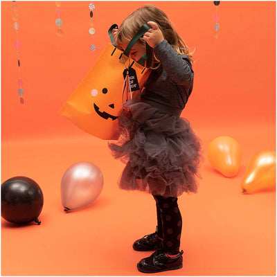 Pumpkin trick or treat bag with decoration