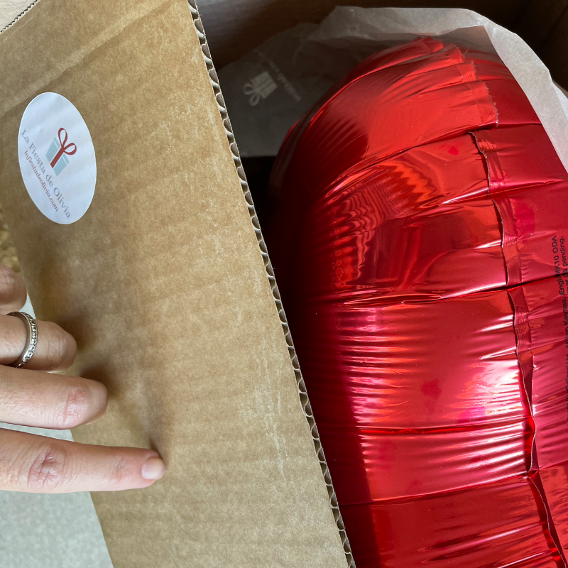 WOW BOX Balão de coração vermelho, mensagem personalizada e LOVE Candy Box
