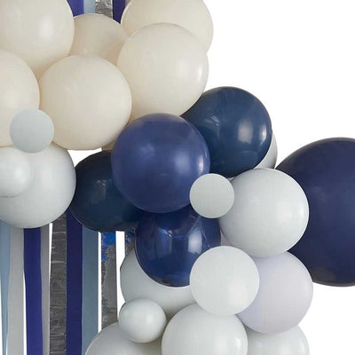 BLUE balloon garland assembled<br> (only Barcelona and Madrid)